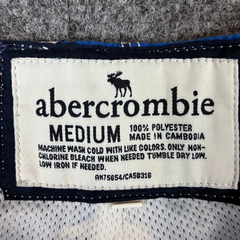 Abercrombie Mens Size Medium Blue White Floral Hibiscus Board Shorts Swim Trunks
